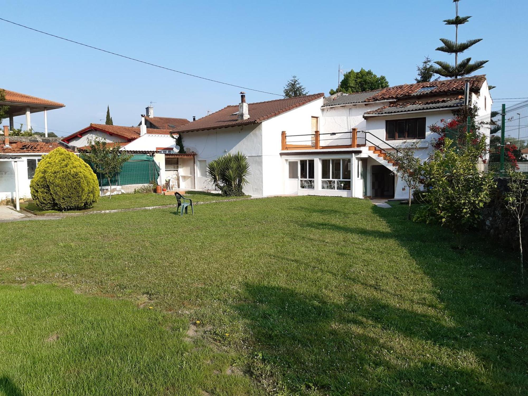 Vila Casa En Laredo Exteriér fotografie